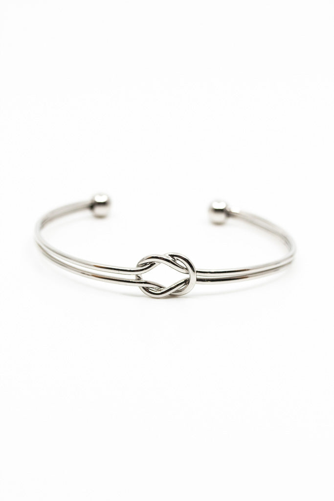 Armspange versilbert Knoten - Catalea - Schlichter Schmuck - Minimalistischer Schmuck - Modeschmuck
