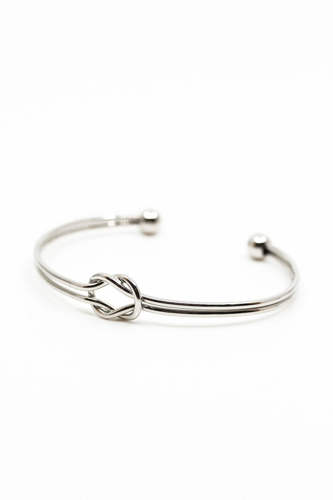Armspange versilbert Knoten - Catalea - Schlichter Schmuck - Minimalistischer Schmuck - Modeschmuck