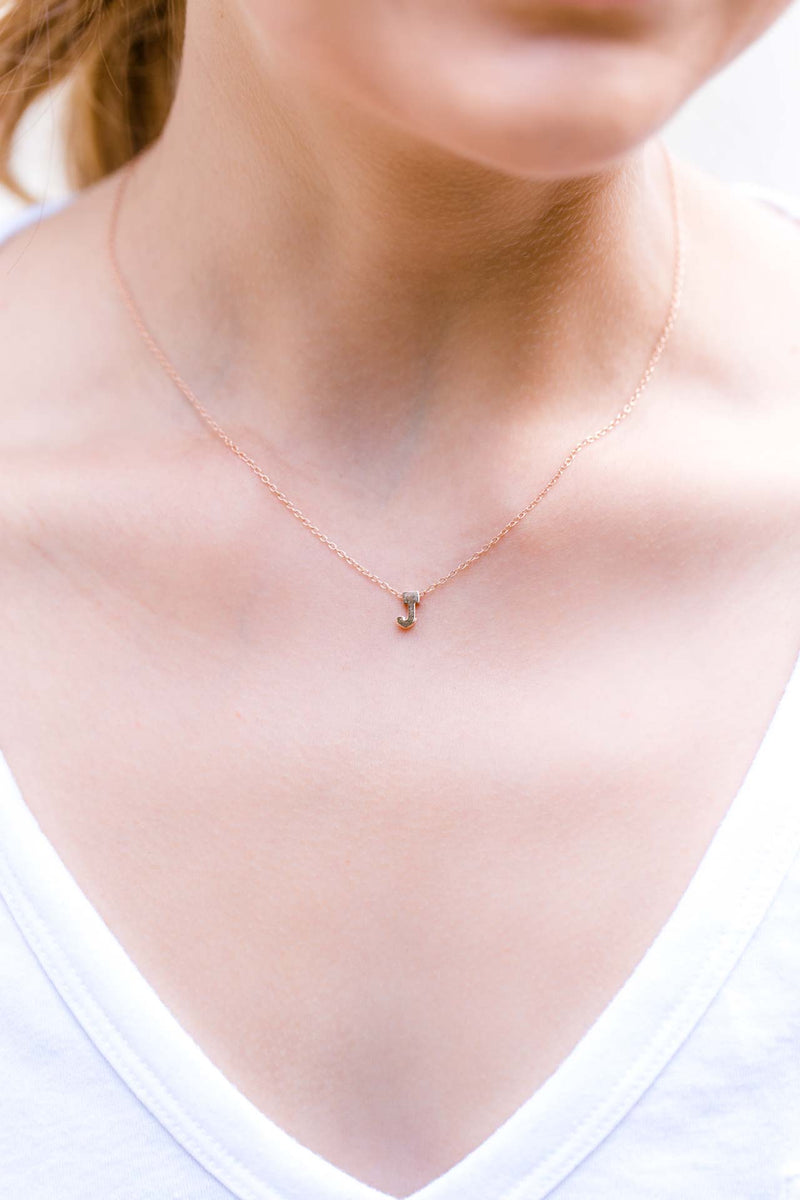 Kette Rosegold Buchstabe Druckschrift
