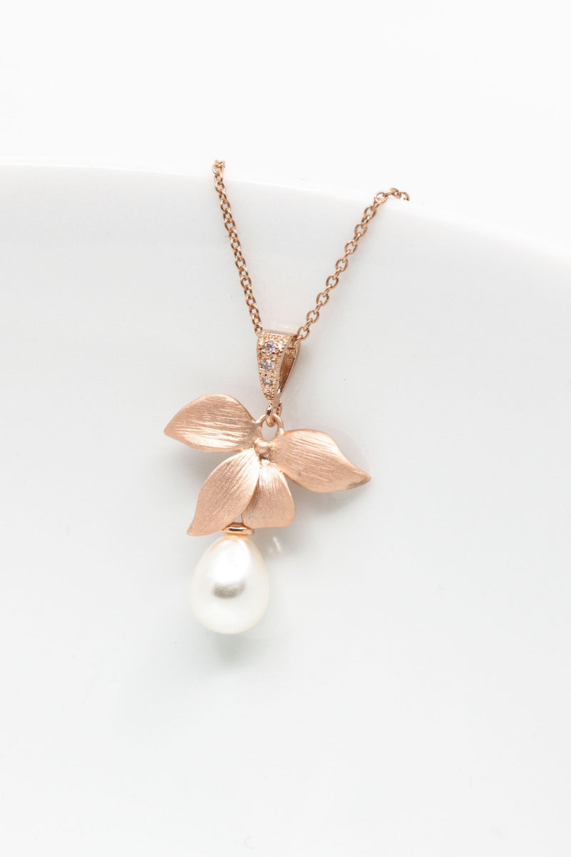 Kette Siena rosevergoldet Blume und Perle - Catalea - Schlichter Schmuck - Minimalistischer Schmuck - Modeschmuck