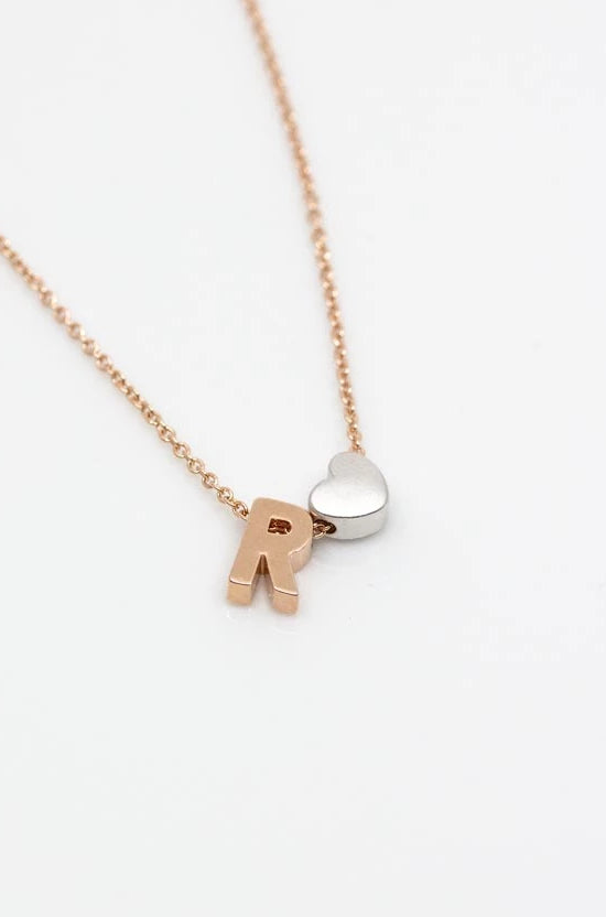 Kette Buchstabe Herz Druckschrift - Catalea - Schlichter Schmuck - Minimalistischer Schmuck - Modeschmuck