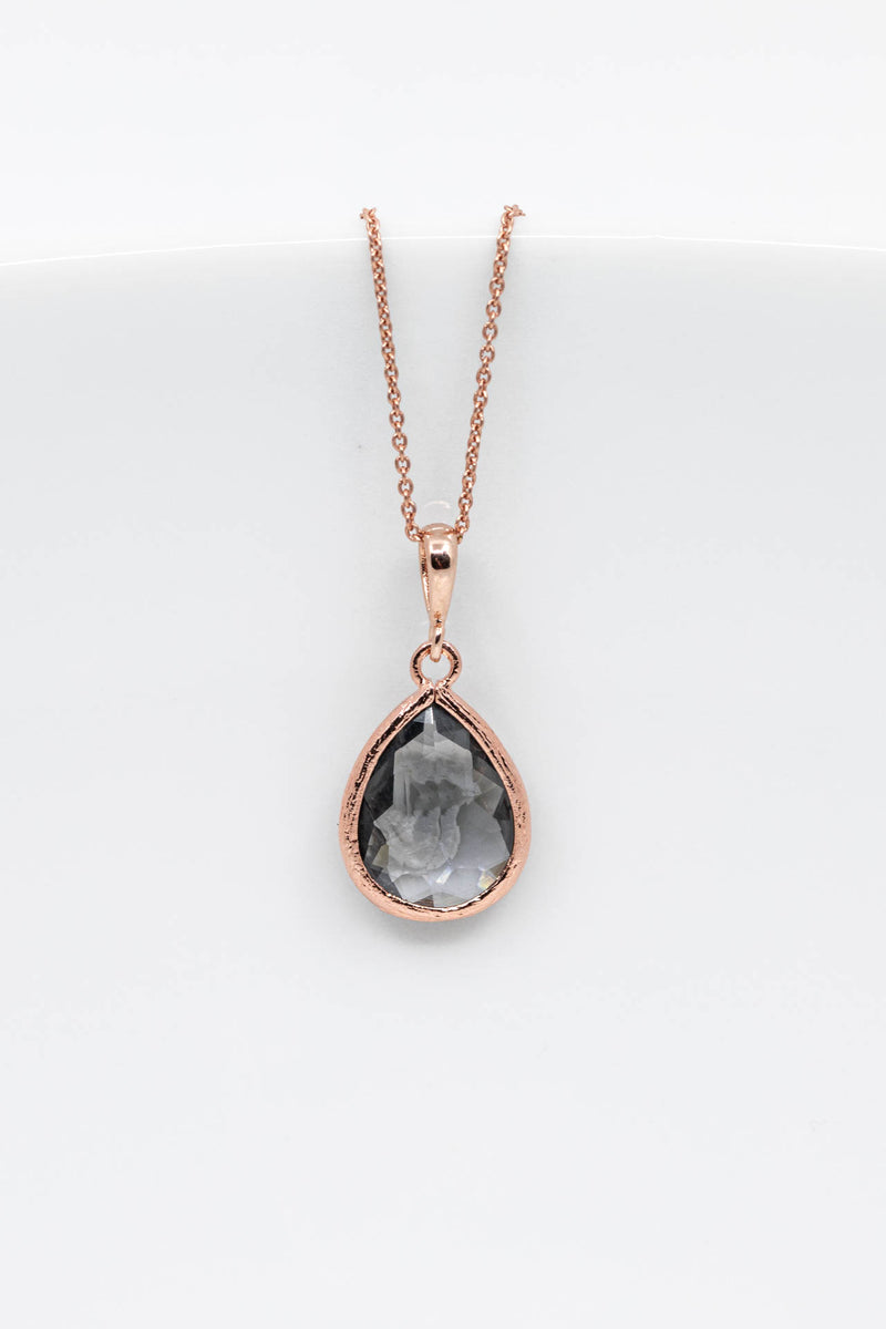Kette Saranda Rosegold Tropfen - verschiedene Farben - Catalea - Schlichter Schmuck - Minimalistischer Schmuck - Modeschmuck