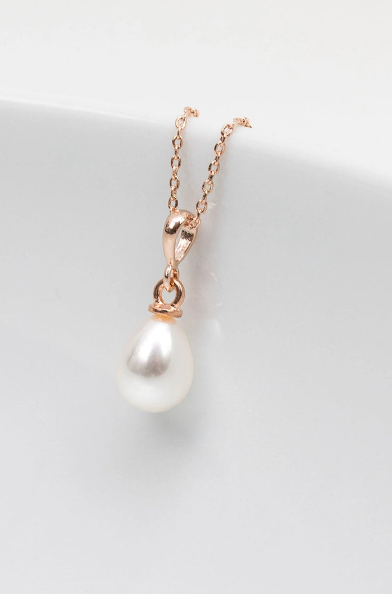 Kette rosevergoldet Perle Tropfen klein - Catalea - Schlichter Schmuck - Minimalistischer Schmuck - Modeschmuck