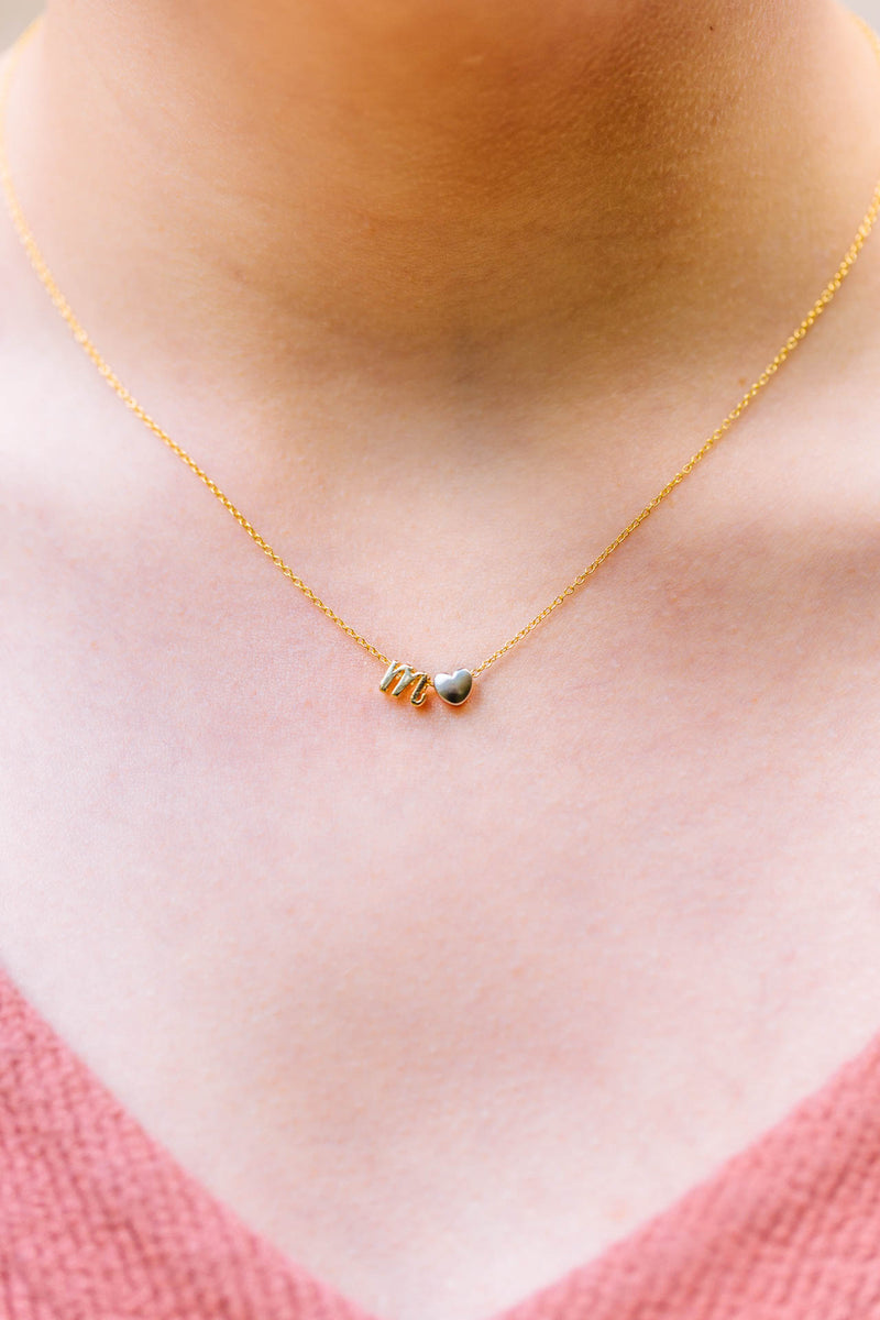 Kette Buchstabe mit Herz, Catalea, schlichter Schmuck, Minimalistischer Schmuck, personalisierter Schmuck