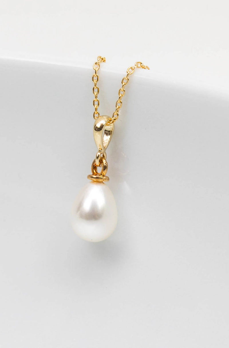 Kette vergoldet Perle Tropfen klein - Catalea - Schlichter Schmuck - Minimalistischer Schmuck - Modeschmuck