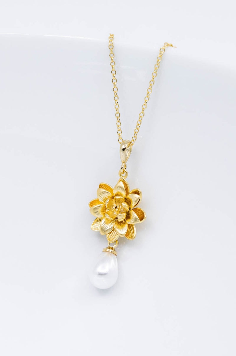 Kette vergoldet Blume Perle
