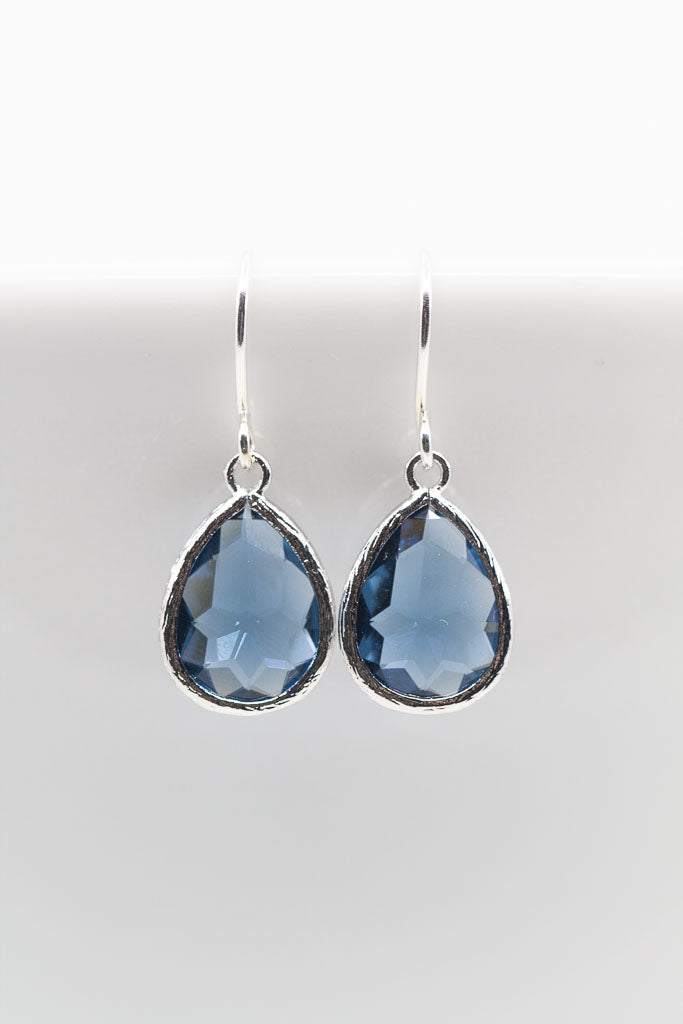 Ohrringe Saranda Silber Blau - Catalea - Schlichter Schmuck - Minimalistischer Schmuck - Modeschmuck