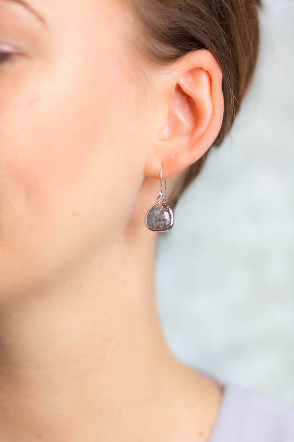 Ohrringe Ravenna Silber Grau gebrochen - Catalea - Schlichter Schmuck - Minimalistischer Schmuck - Modeschmuck