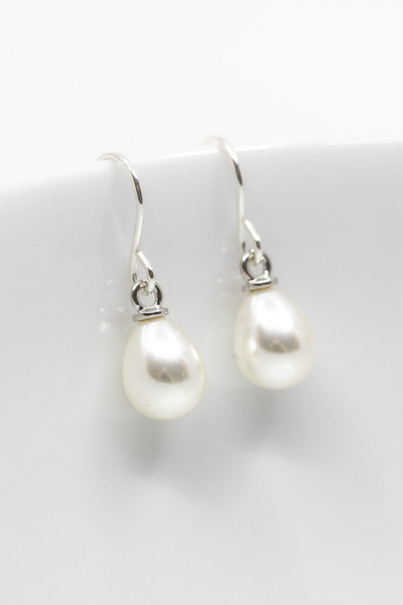 Ohrringe Silber Perlen Tropfen - Catalea - Schlichter Schmuck - Minimalistischer Schmuck - Modeschmuck