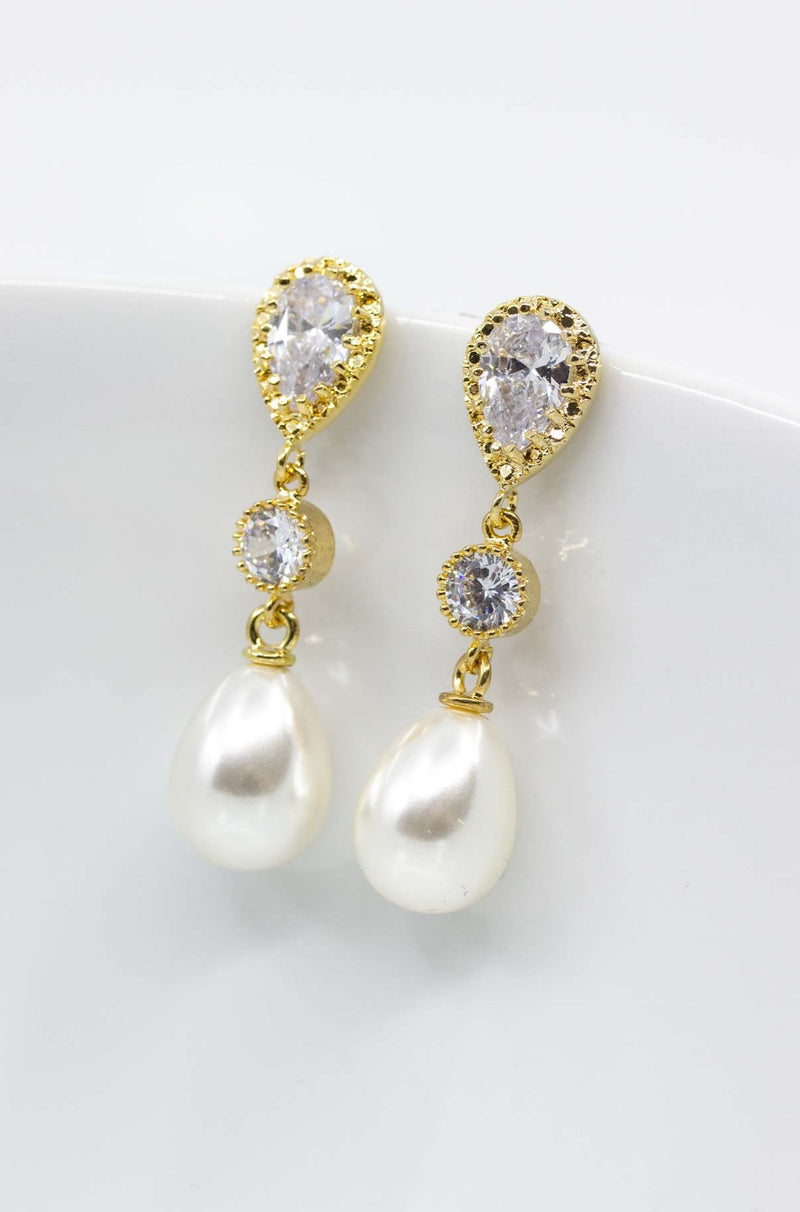 Ohrringe Aurora vergoldet Perlen - Catalea - Schlichter Schmuck - Minimalistischer Schmuck - Modeschmuck