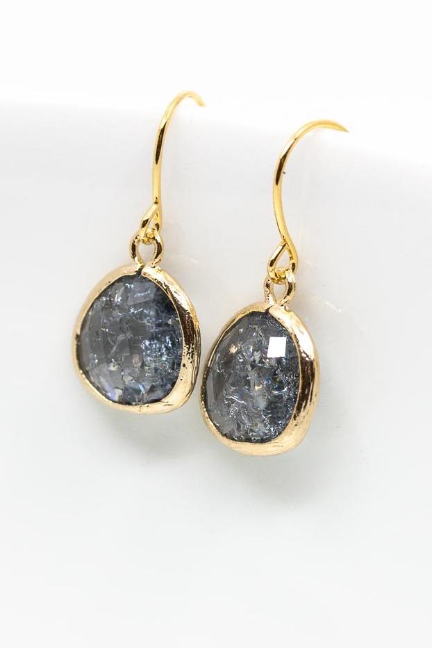Ohrringe Ravenna vergoldet Grau gebrochen - Catalea - Schlichter Schmuck - Minimalistischer Schmuck - Modeschmuck
