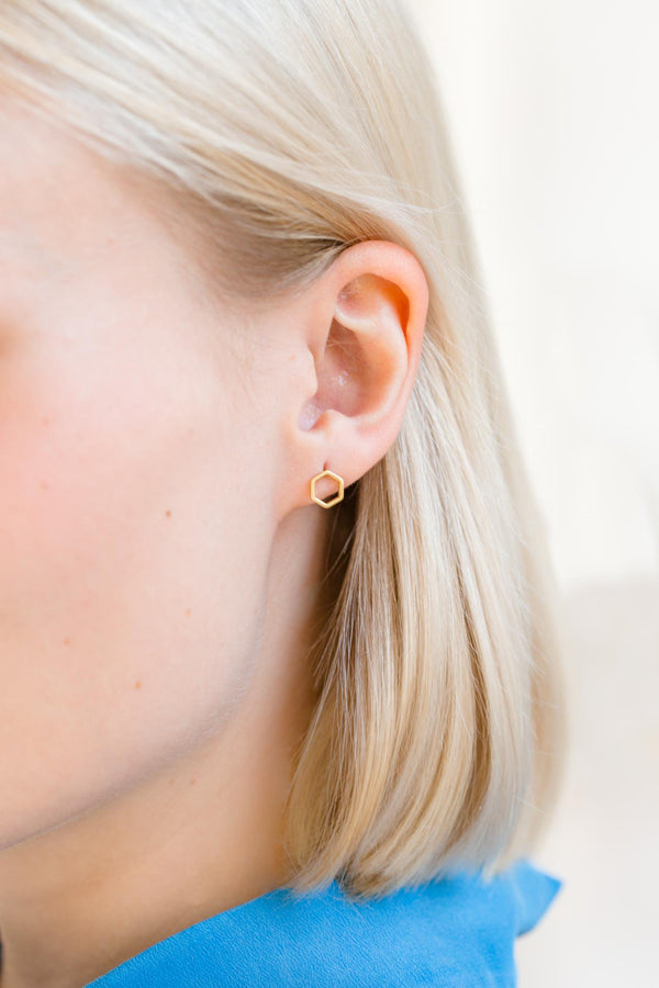 Ohrringe vergoldet Hexagon matt - Catalea - Schlichter Schmuck - Minimalistischer Schmuck - Modeschmuck