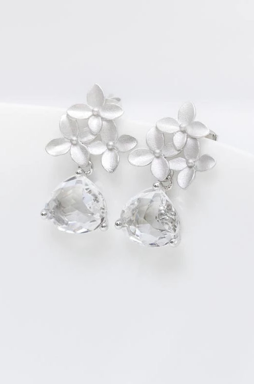 Ohrringe Geneva versilbert Kristall Blumen - Catalea - Schlichter Schmuck - Minimalistischer Schmuck - Modeschmuck