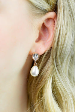 Ohrringe Wien Rosegold Perlen - Catalea - Schlichter Schmuck - Minimalistischer Schmuck - Modeschmuck