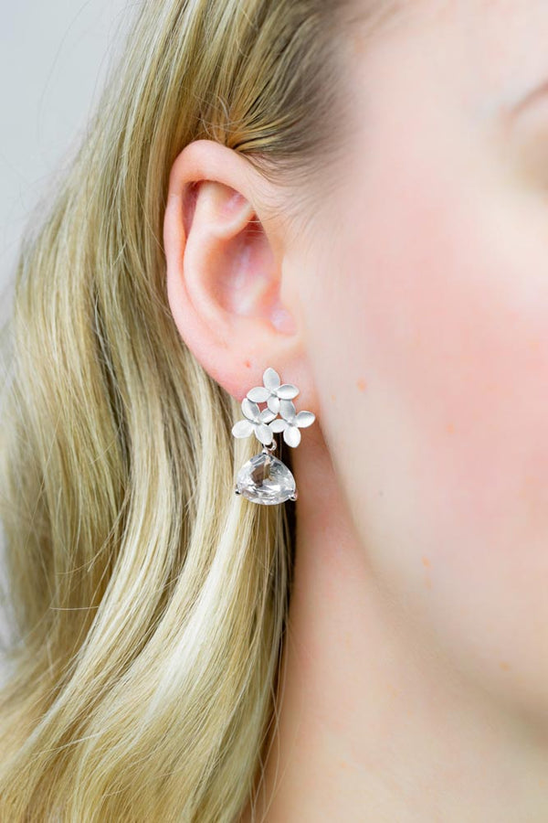 Ohrringe Geneva versilbert Kristall Blumen - Catalea - Schlichter Schmuck - Minimalistischer Schmuck - Modeschmuck