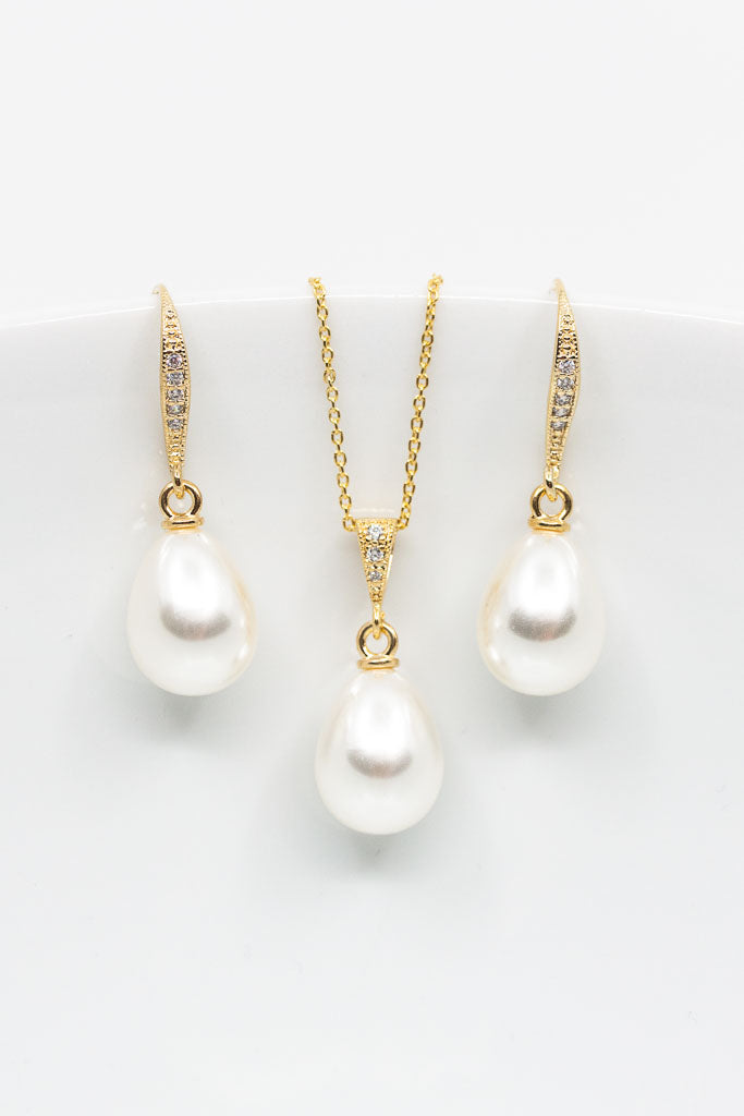 Ohrringe Capri vergoldet Perlen - Catalea - Schlichter Schmuck - Minimalistischer Schmuck - Modeschmuck